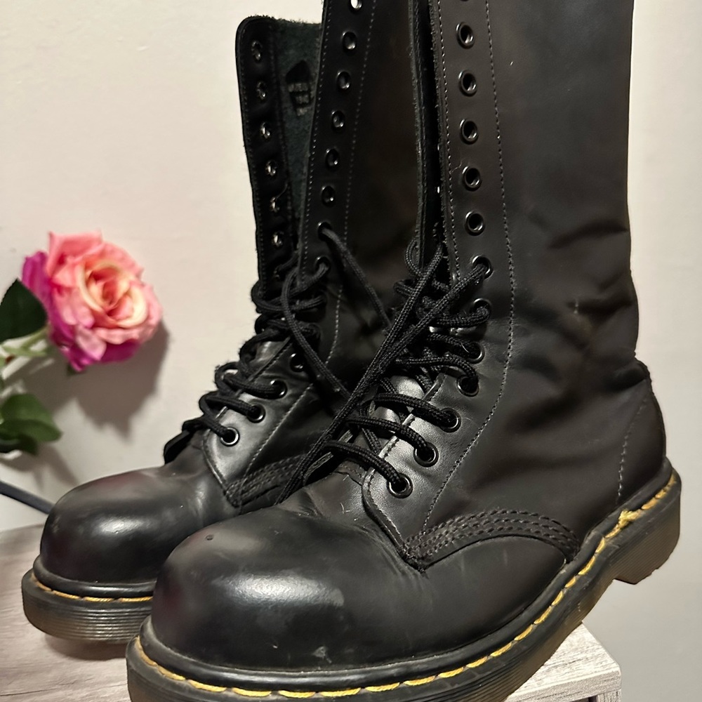 Dr. Marten boots